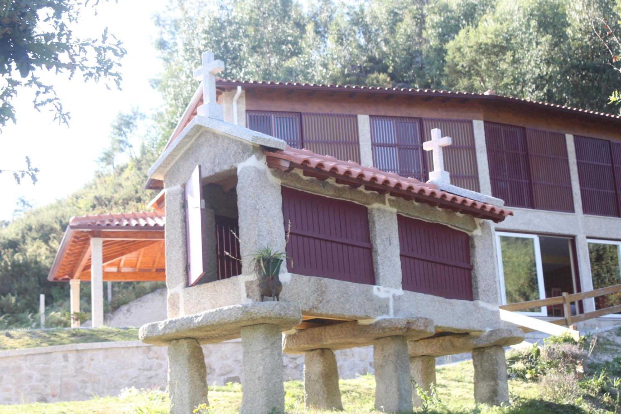 Encostas Da Torre Guest House Terras de Bouro Exterior foto
