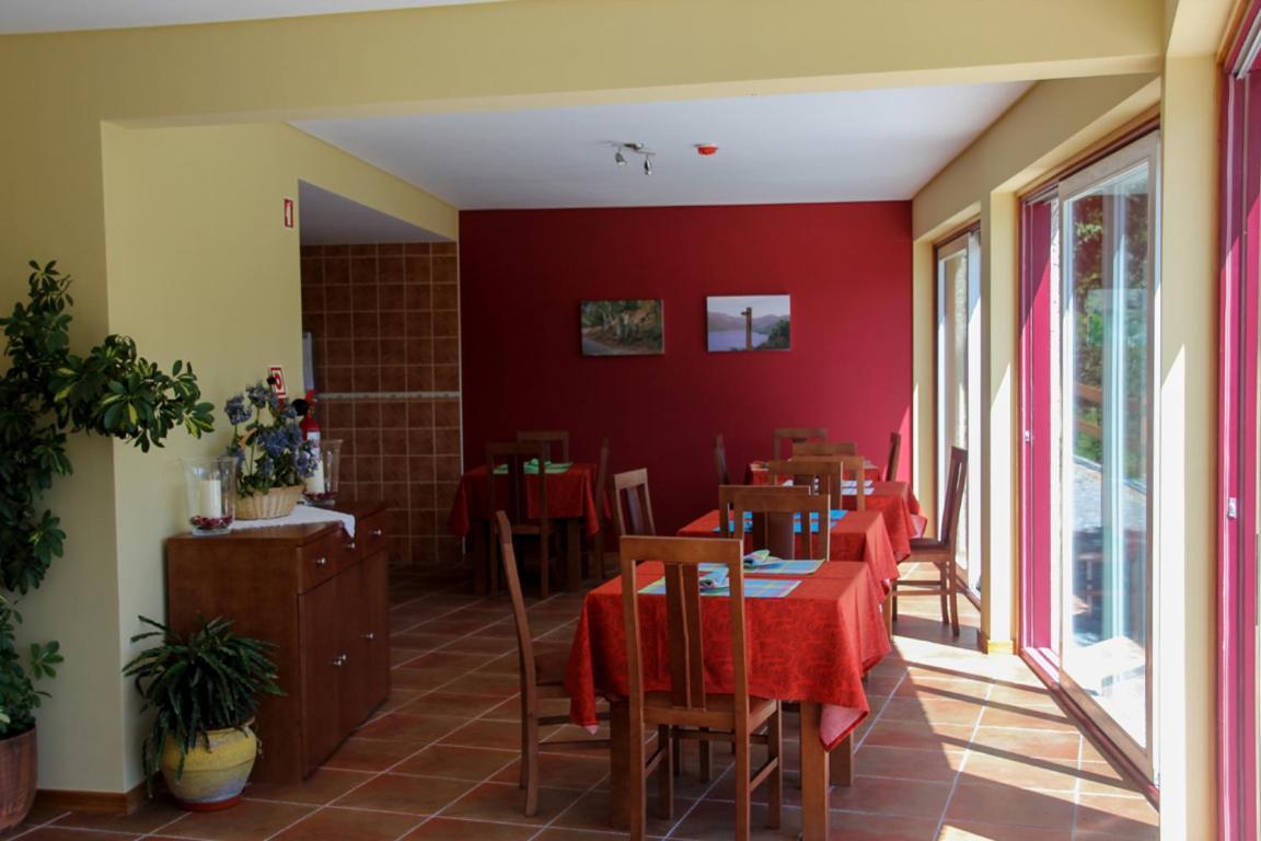 Encostas Da Torre Guest House Terras de Bouro Exterior foto