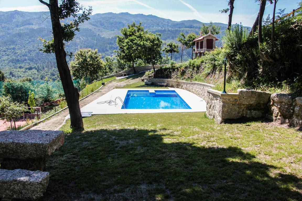 Encostas Da Torre Guest House Terras de Bouro Exterior foto