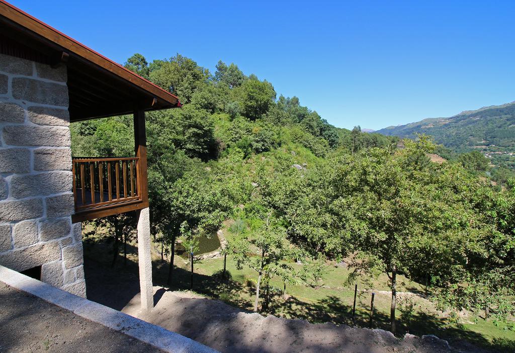 Encostas Da Torre Guest House Terras de Bouro Exterior foto