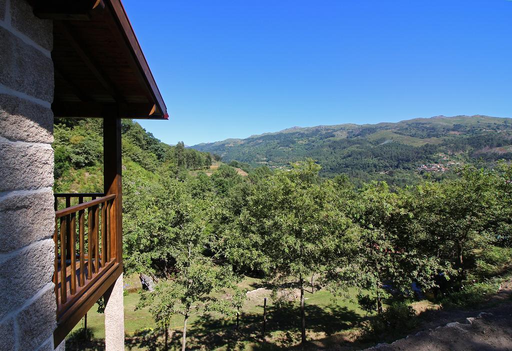 Encostas Da Torre Guest House Terras de Bouro Exterior foto