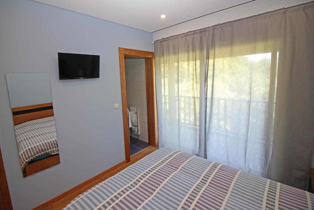Encostas Da Torre Guest House Terras de Bouro Exterior foto
