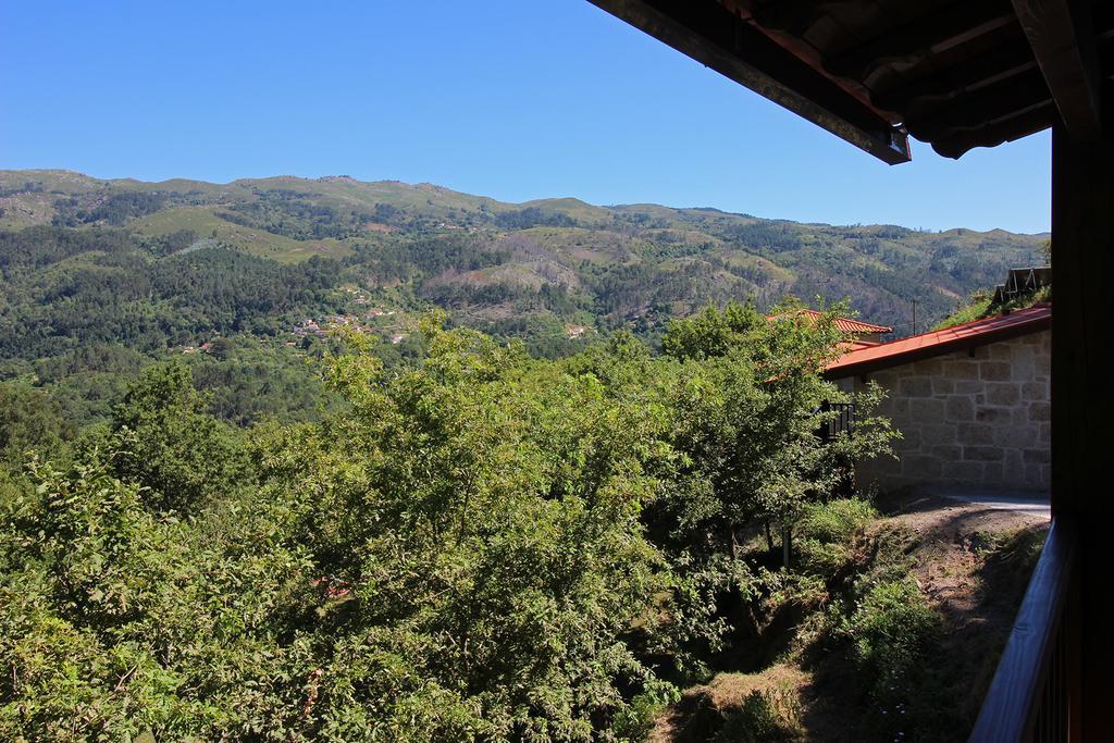 Encostas Da Torre Guest House Terras de Bouro Exterior foto